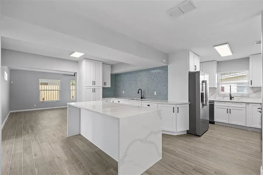 3169 Bellevue Street, Sarasota, FL 34237 - Image #2