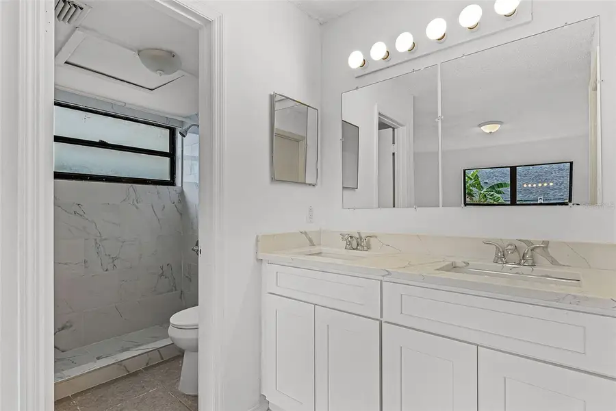 4864 Old Oak Tree Court, Orlando, FL 32808 - Image #2