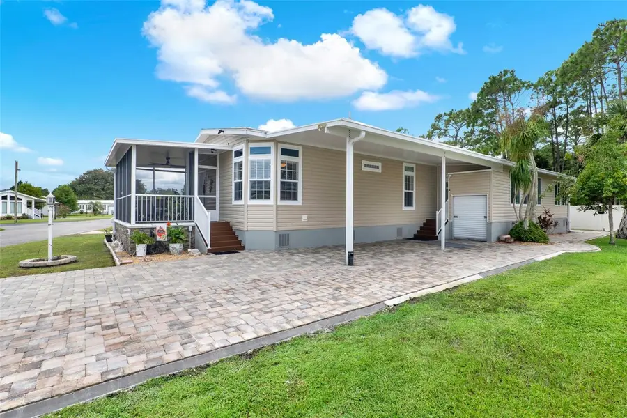 924 Blue Heron Boulevard, Osteen, FL 32764 - Image #3