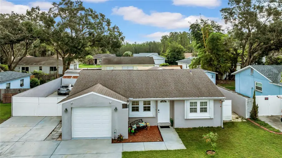 1352 Foxwood Drive, Lutz, FL 33549 - Image #2