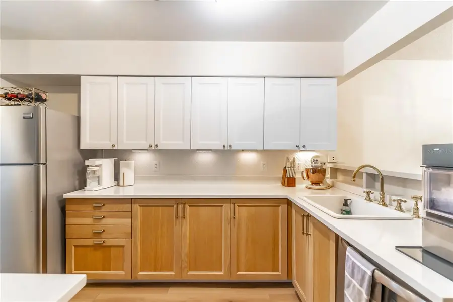 716 Edgewater Drive #2A, Orlando, FL 32804 - Image #2