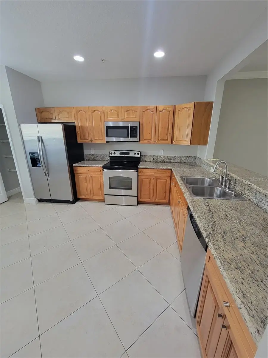 3717 S Lake Orlando Parkway #07, Orlando, FL 32808 - Image #3