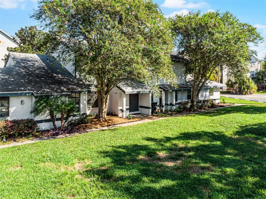 2722 Graduate Court, Orlando, FL 32826 - Image #2