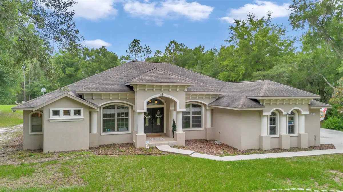 18241 SW 65th Loop, Dunnellon, FL 34432 - Image #1