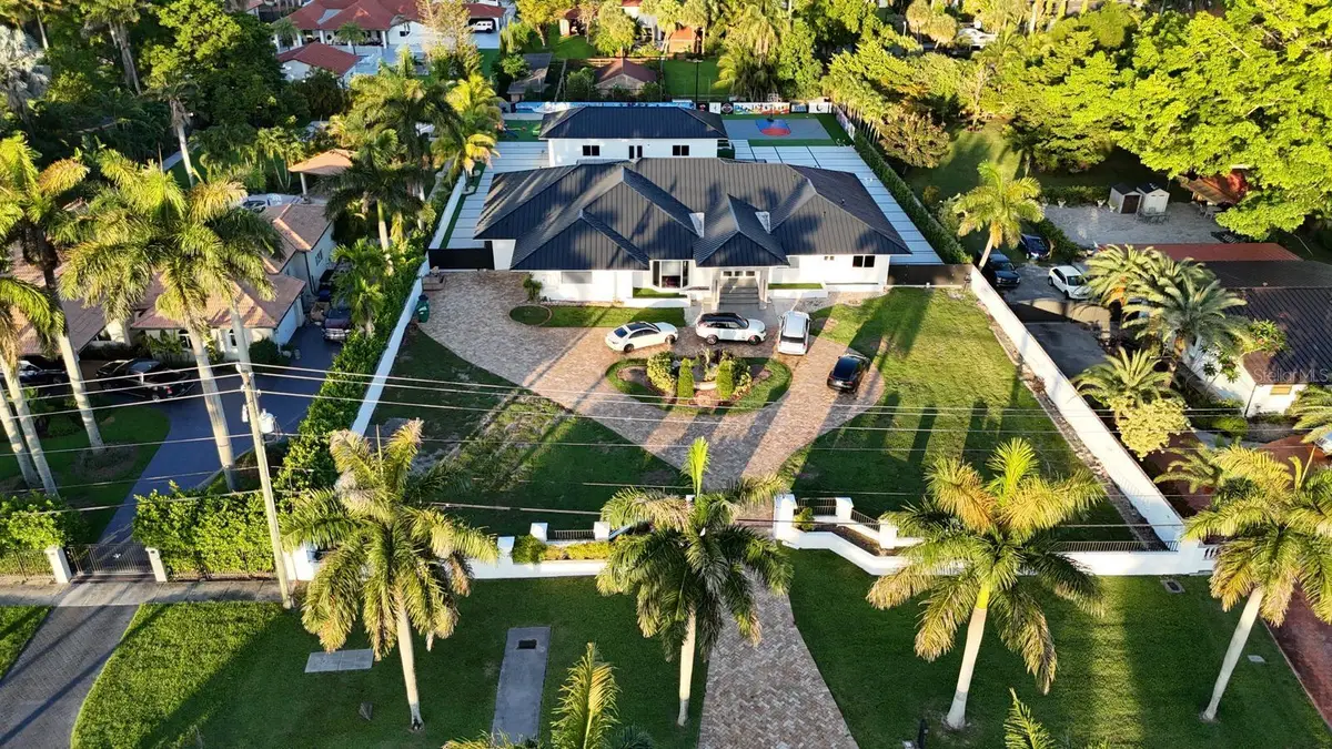 365 NW 132nd Avenue, Miami, FL 33182 - Image #1