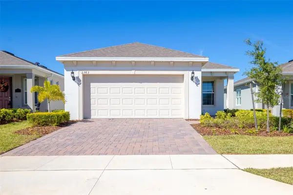 2763 Purple Meadow Court, MINNEOLA, FL 34715