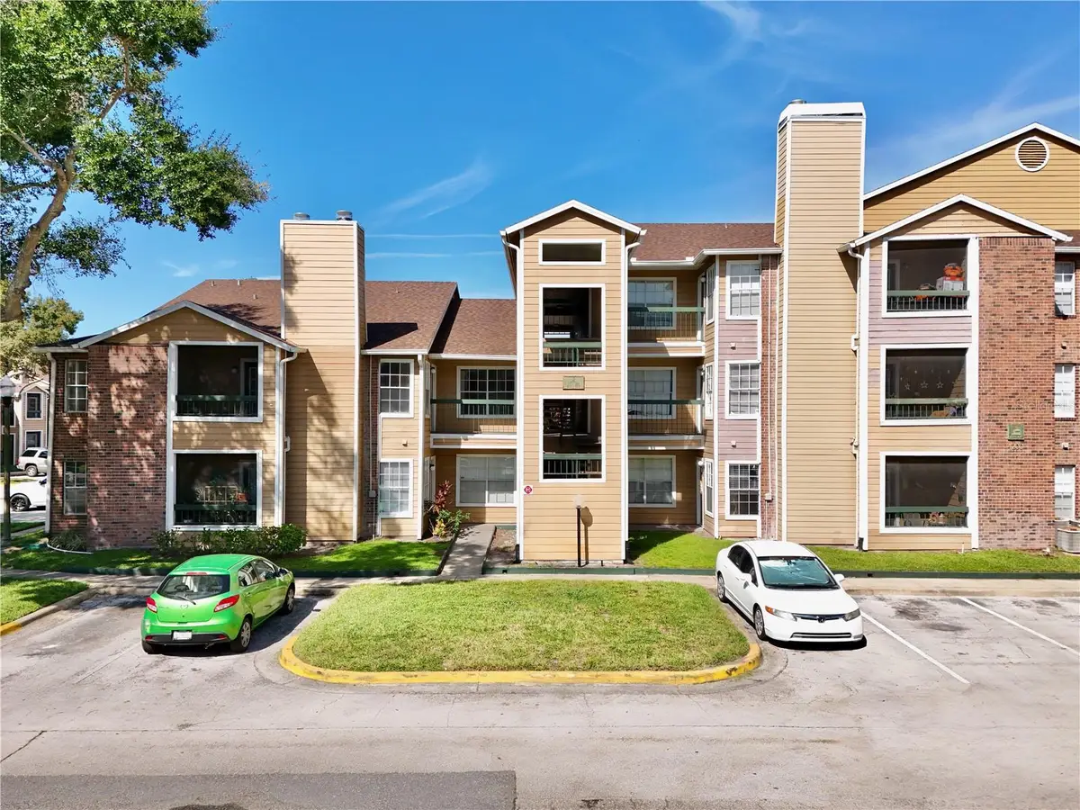 4200 Thornbriar Lane #E207, Orlando, FL 32822 - Image #1