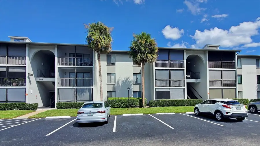 928 S Pine Ridge Circle, Sanford, FL 32773 - Image #2