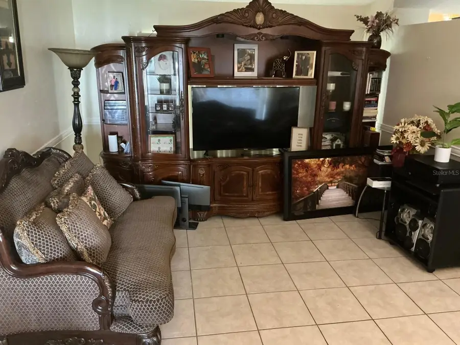 5188 Heatherstone Court, Kissimmee, FL 34758 - Image #2