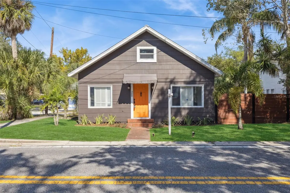 300 E 20th Street, Sanford, FL 32771 - #1