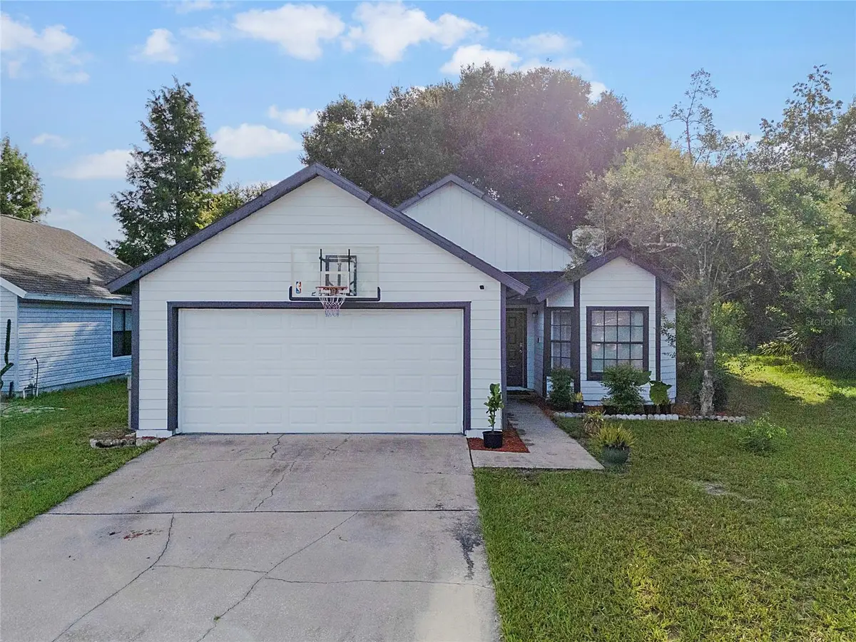 555 Swallow Court, Apopka, FL 32712 - Image #1