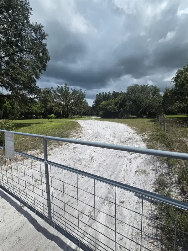 885 Lake Marian Road, KENANSVILLE, FL 34739