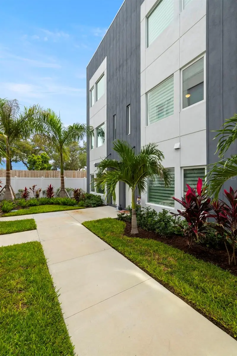 865 S 6 Avenue S #17, Saint Petersburg, FL 33701 - Image #2