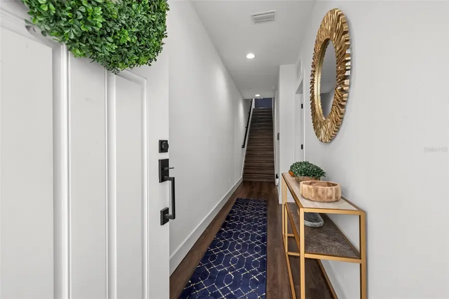 865 S 6 Avenue S #17, Saint Petersburg, FL 33701 - Image #3