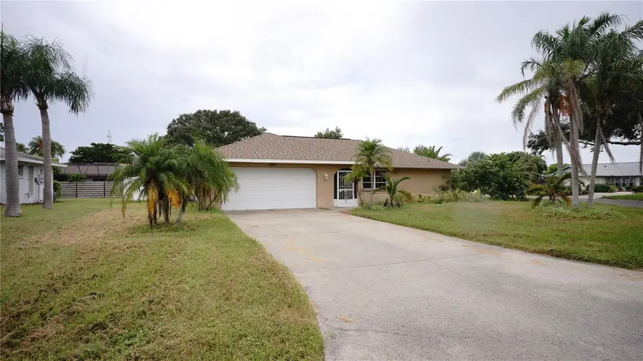 1337 Whispering Lane, Venice, FL 34285 - Image #2