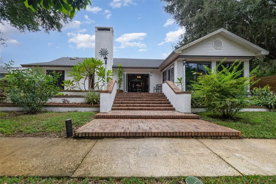 4219 Magnolia Avenue, Leesburg, FL 34748 - Image #2