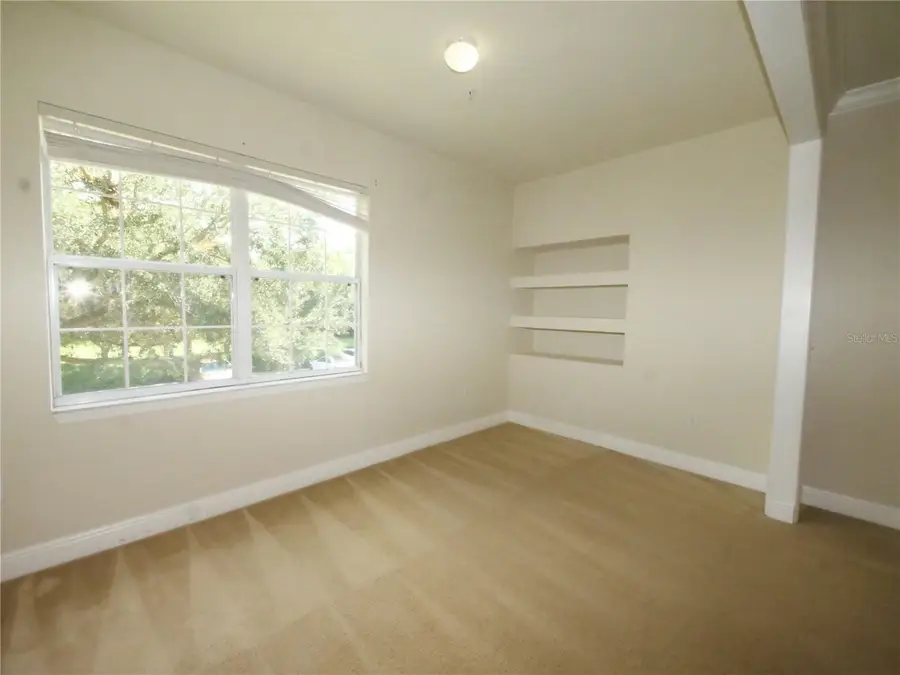 330 Southern Pecan Circle #204, Winter Garden, FL 34787 - Image #3
