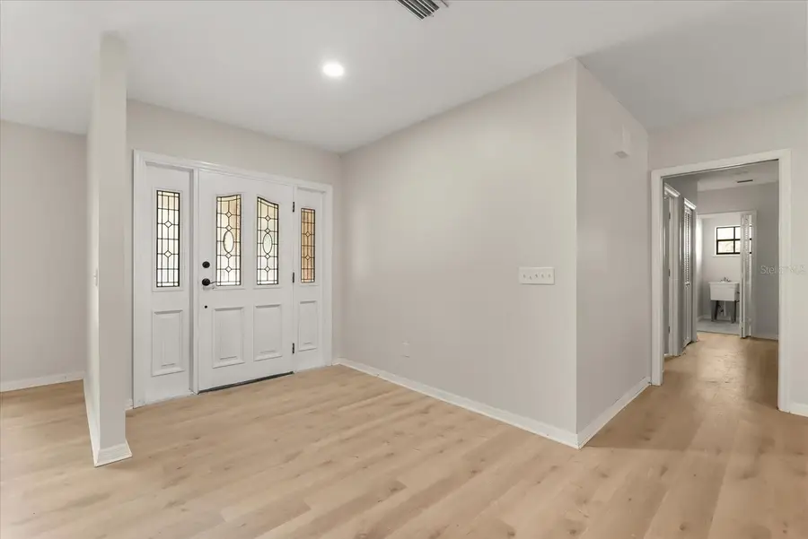 4906 Briar Oaks Circle, Orlando, FL 32808 - Image #3