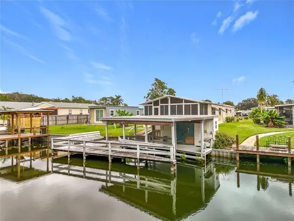 25933 Zinnia Lane, ASTATULA, FL 34705