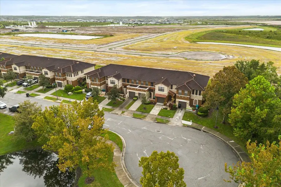 9612 Doris Ln, Orlando, FL 32829 - Image #2