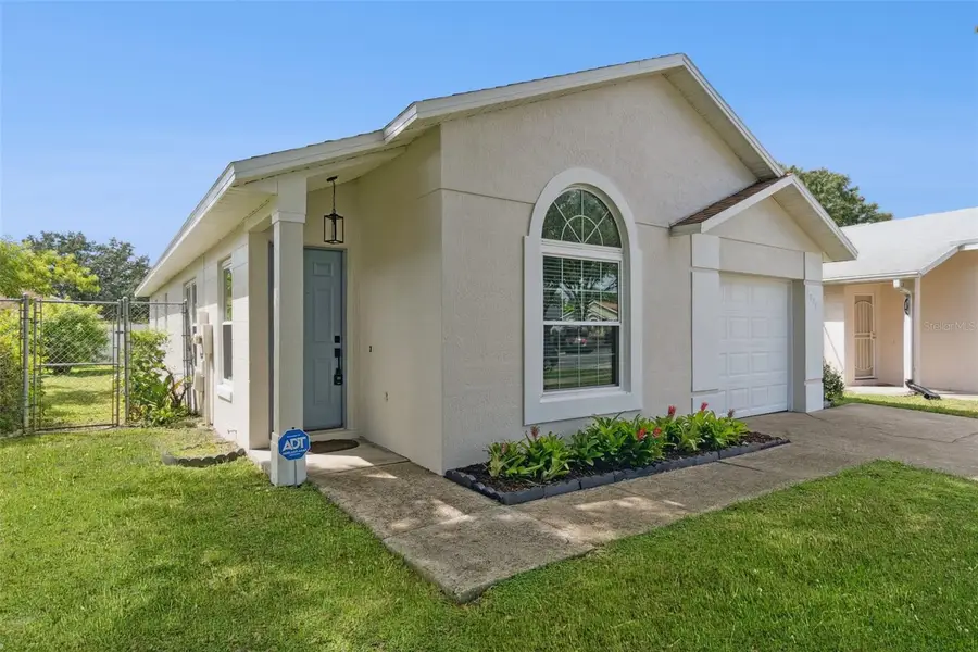 1930 Teaberry Court, Orlando, FL 32824 - Image #2