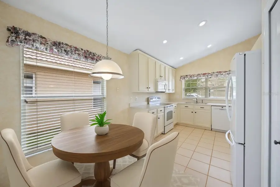 934 Torrey Pine Drive, Winter Springs, FL 32708 - Image #3