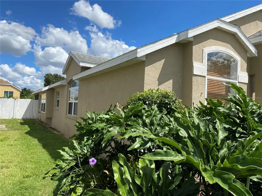 635 Rochester Loop, Davenport, FL 33897 - Image #2