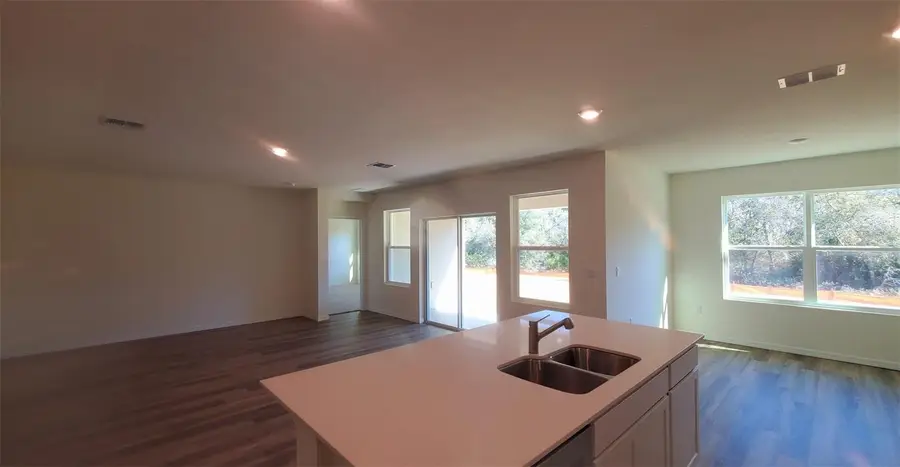 1056 Morfontain Street, Daytona Beach, FL 32124 - Image #3