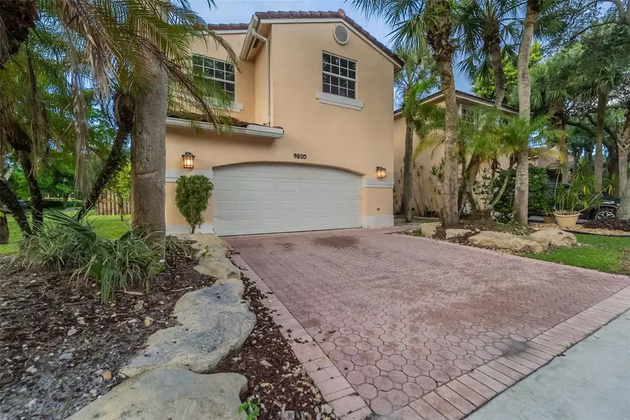 9820 Fairway Cove Lane, Plantation, FL 33324 - Image #2