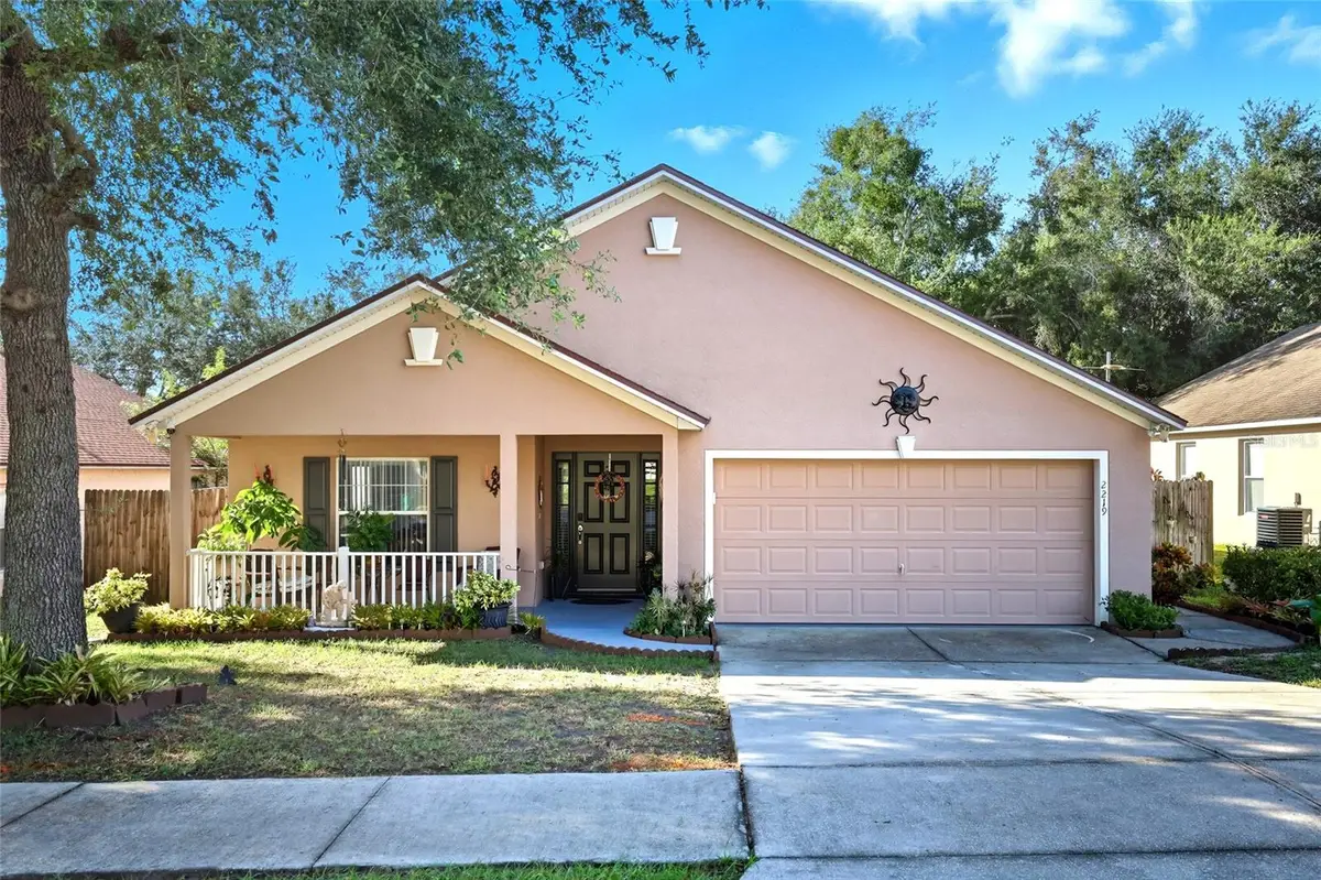 2219 Merry Rd, Tavares, FL 32778 - Image #1