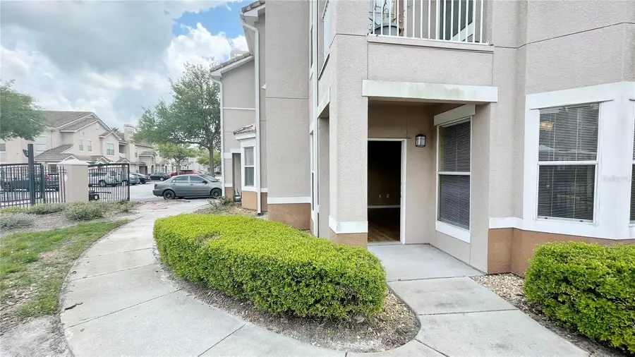 18022 Villa Creek Drive #18022, Tampa, FL 33647 - Image #2