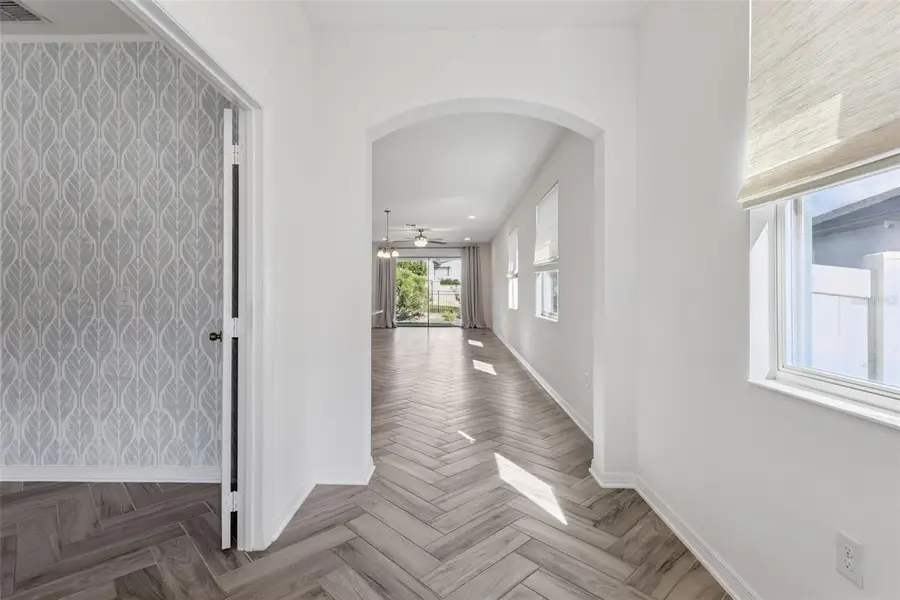 17198 Hickory Wind Drive, Clermont, FL 34711 - Image #2