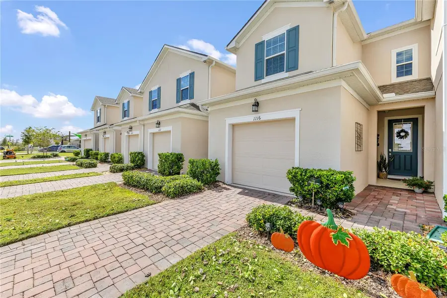 1116 Lakeshore Breeze Place, Kissimmee, FL 34747 - Image #2