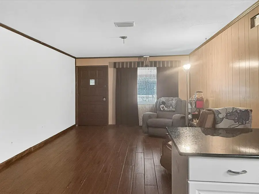 7235 15th St N, Saint Petersburg, FL 33702 - Image #2