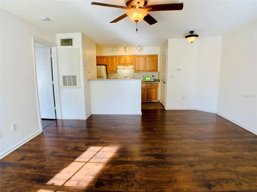 5064 Park Central Drive #1718, Orlando, FL 32839 - Image #3