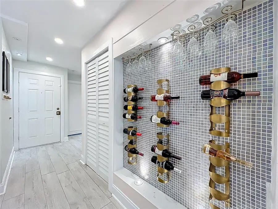 5426 Pine Creek Drive #1708, Orlando, FL 32811 - Image #3