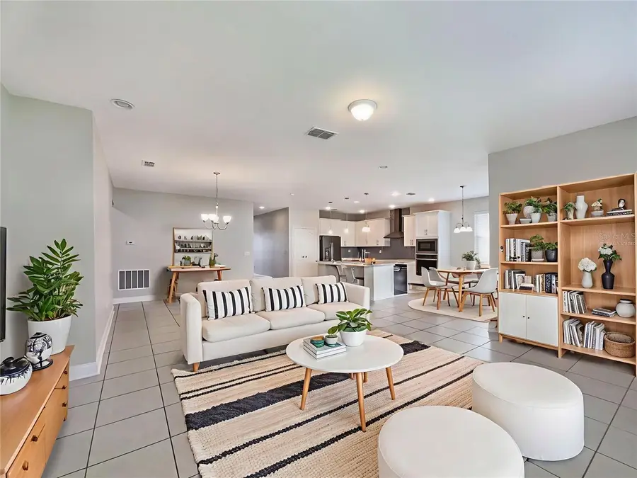 17333 Hickory Wind Drive, Clermont, FL 34711 - Image #2