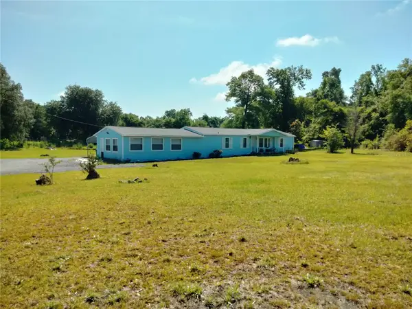 3990 Whispering Pines Circle, GREENWOOD, FL 32443