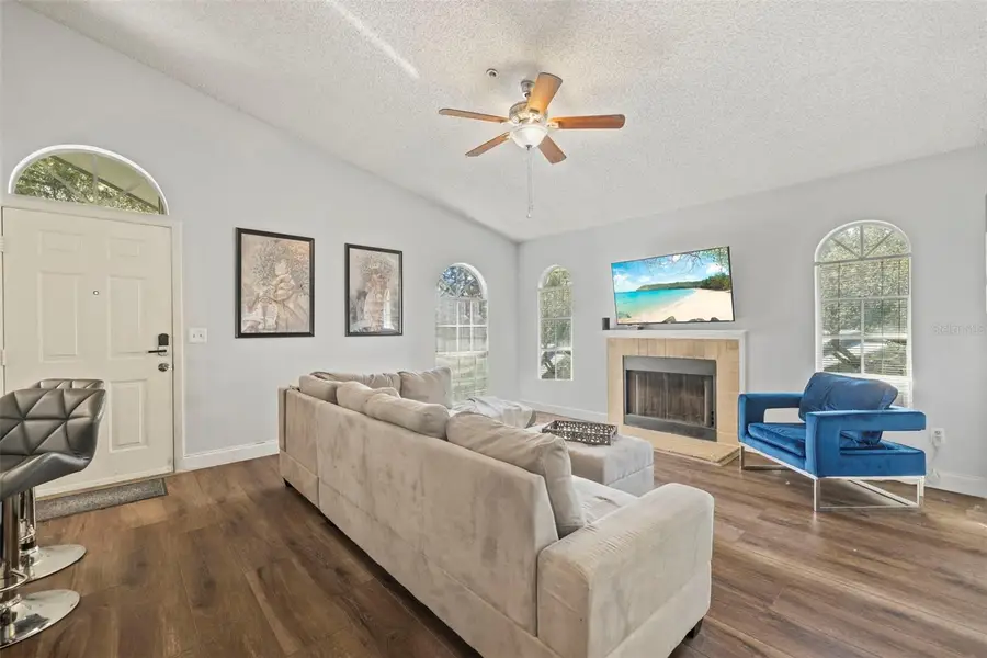 6011 Laketree Lane #D, Temple Terrace, FL 33617 - Image #3