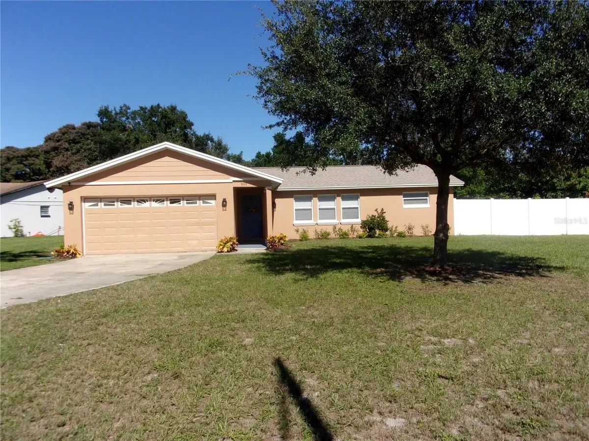 901 Charles St, Orlando, FL 32808 - Image #1