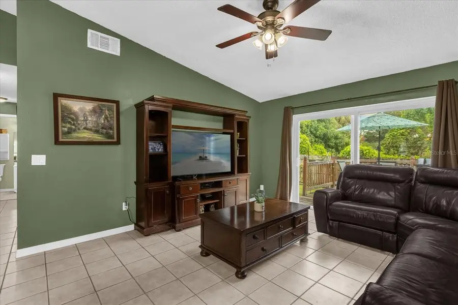 1054 Brielle Avenue, Oviedo, FL 32765 - Image #3