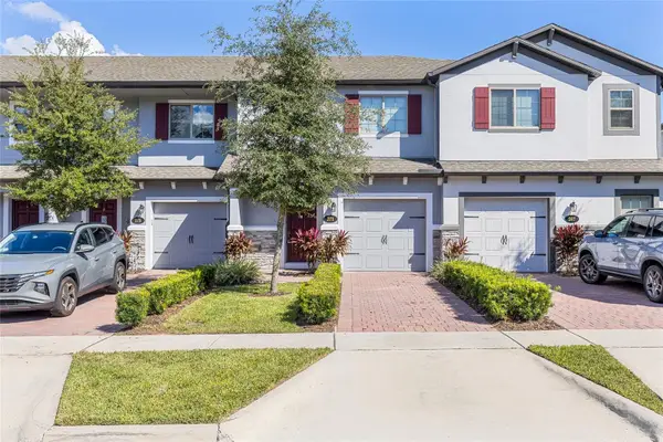 271 Smugglers Way, APOPKA, FL 32712