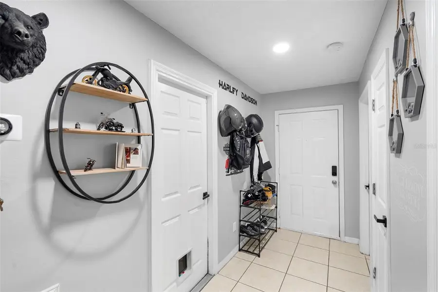 1701 Circe Lake Court, Orlando, FL 32826 - Image #3