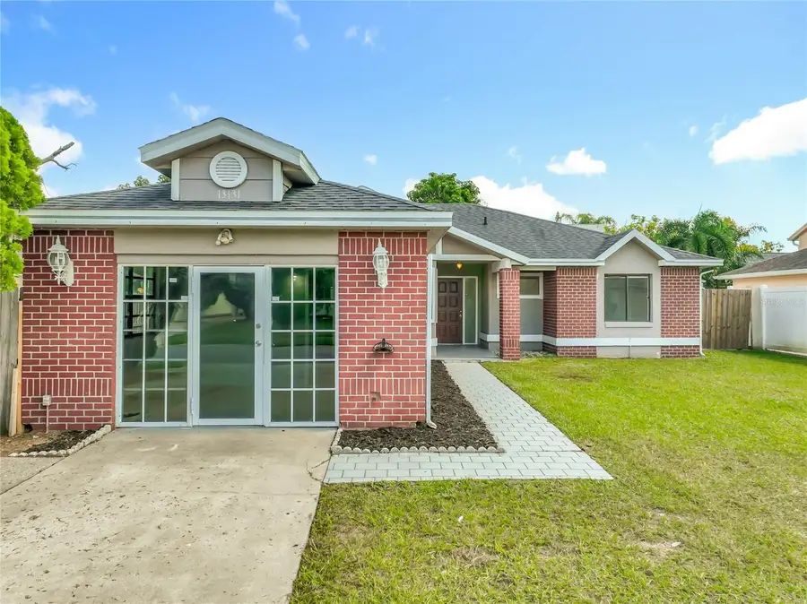 13131 Los Angeles Woods Ln Lane, Orlando, FL 32824 - Image #2