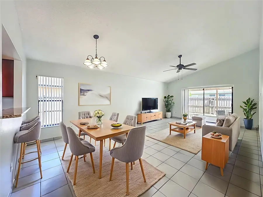 13131 Los Angeles Woods Ln Lane, Orlando, FL 32824 - Image #3