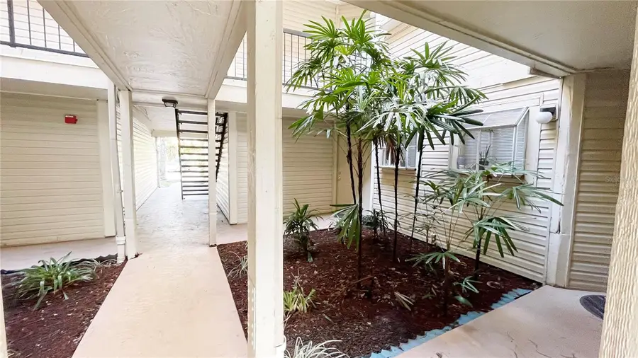 1948 Lake Atriums Circle #113, Orlando, FL 32839 - Image #2