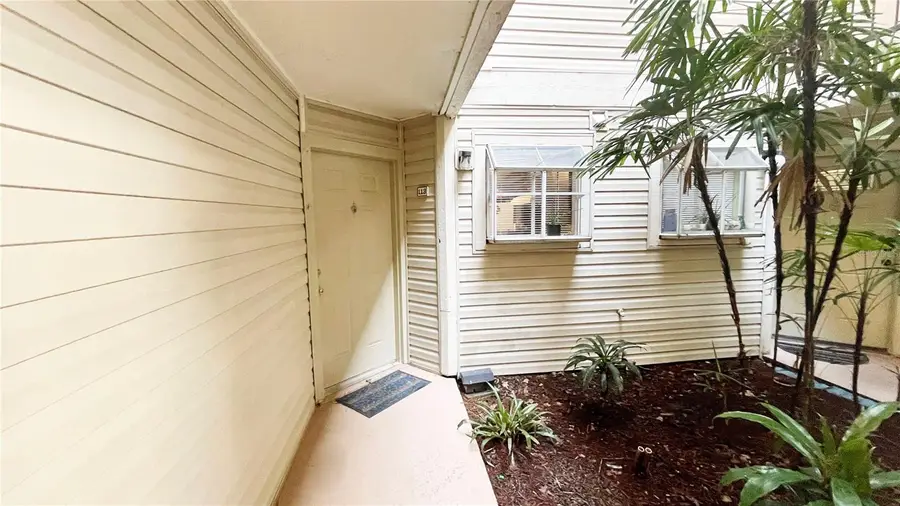 1948 Lake Atriums Circle #113, Orlando, FL 32839 - Image #3