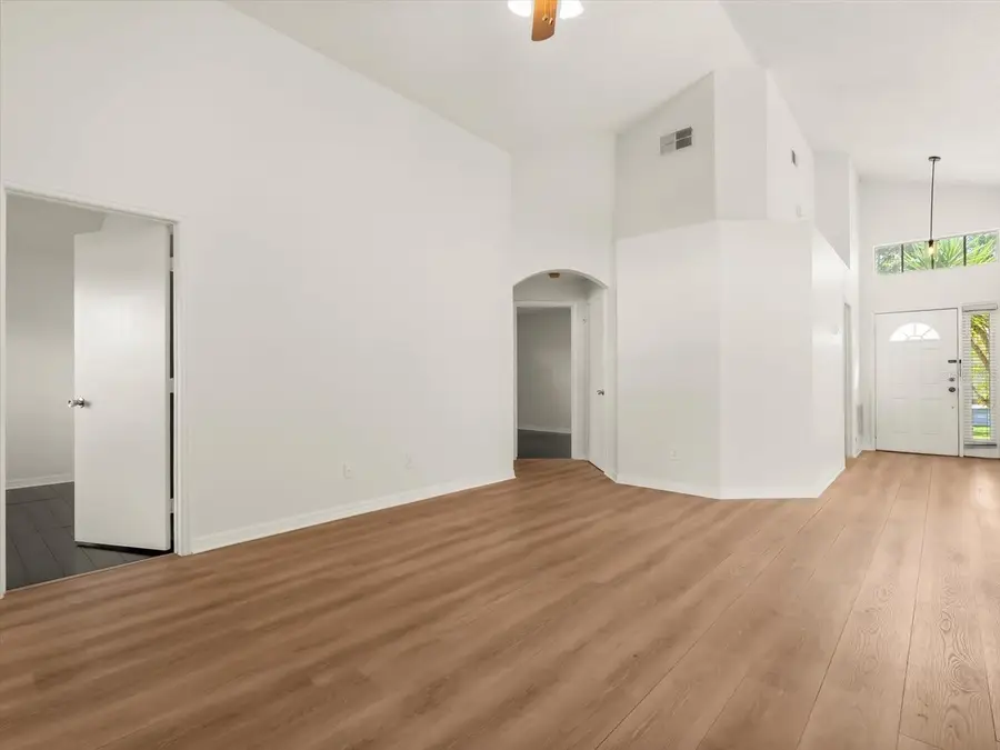 122 Rose Hill Trail, Sanford, FL 32773 - Image #3