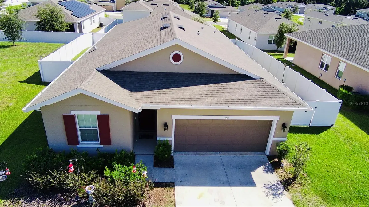 31724 Broadwater Avenue, Leesburg, FL 34748 - Image #1