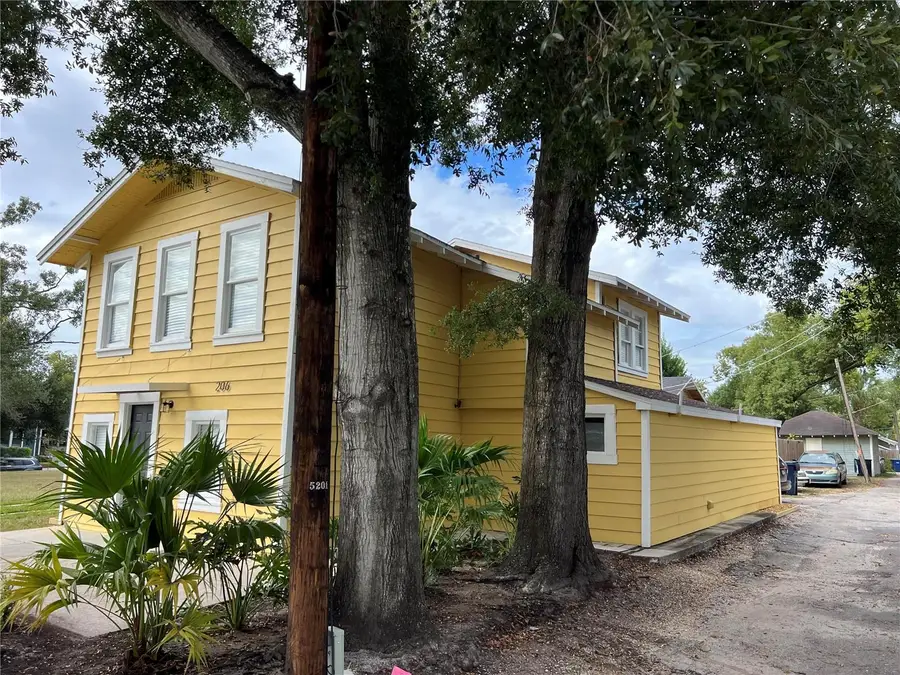 206 E Frierson Avenue, Tampa, FL 33603 - Image #3